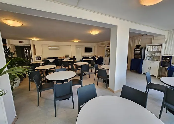 Hotel Verde Luna - Colazione fino a tarda mattina